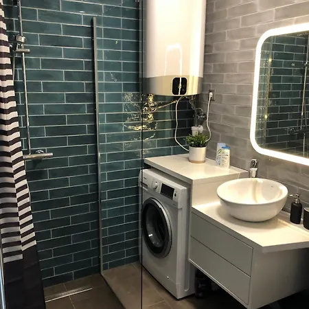 Charming Near The Castle *